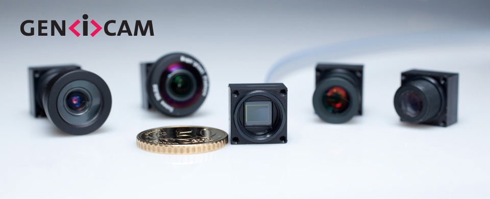 Miniature USB camera with 5 and 18 Mpix