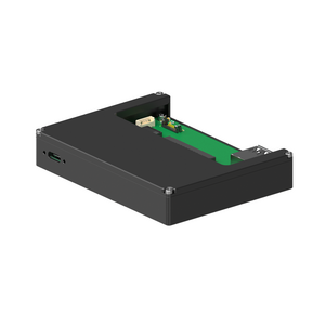 XiXThunderbolt 3 adapter to attach PCIe cameras to laptop - bus powered - 3