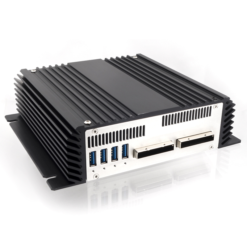 High performance compact industrial computer with 2 x MTP and iPass - 1
